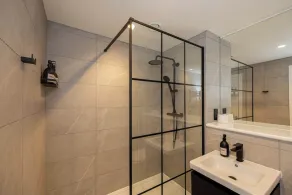 Supernova Suite I Luxury 2BR I Private Balcony I City Centre - Image 3