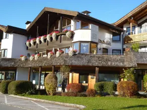 Ferienwohnung Weitl am See 3 - Ferienwohnungen Weitl am See - Image 2