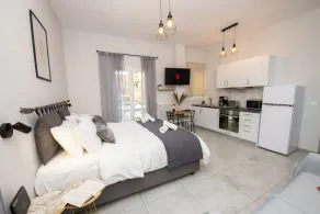 Celestina Corfu Town Apartment - Image 5
