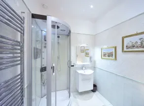 Historic Center - Luxury Holiday Home - Termini Station - Colosseum - 6 pax -120 m - Image 2