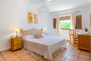 Incantevole Villa \"Casa Es Pins\" con piscina, terrazza, aria condizionata e Wi-Fi - Image 5