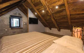 Beautiful Home In Sinj - Image 3