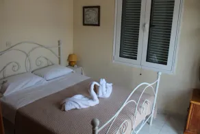 Entire home with mountain & sea view in Peloponnese - Image 4