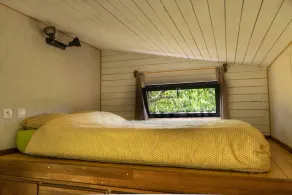 Séjour Détente Dans une Tiny House et son Bain Bordelais - Image 2