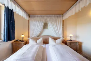 Appartamento 'Pension Bergblick - Schwarzwasserta' con vista sulle montagne, balcone e Wi-Fi - Image 5