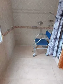 Huge Accessible Group Villa ,No Chlorine Pool, Hot Tub Games area,Cinema Room - Image 2