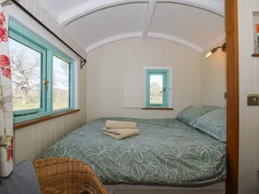 Gilberry Shepherds Hut - Image 3