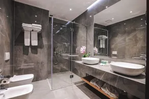 Hotel Butrinti - Image 4