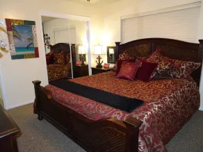 Treasure Island 2 Br Home, Garage, fenced in front yard, pet door, Wi-Fi - Image 5