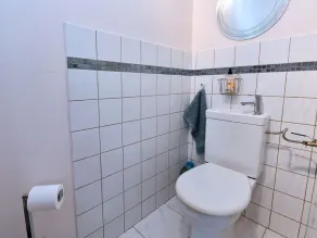 Beautiful Country Home with Terrace, Close to Amenities & Highways, Sleeps 5 + Baby - Image 3