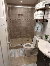 Keys cottage -walk to the strip,Private lot, 2bdr 3rd guestroom detached.Spire - Image 4
