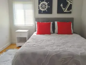 Seconds to the beach, our coastal farmhouse themed family cottage - Image 5