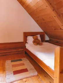 Violet Cabin at Tin Poppy: Off-Grid Glamping + Private Sauna near Salmon Arm, BC - Image 3