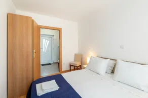 Three bedroom apartment with terrace and sea view Lopar, Rab (A-14070-d) - Image 4