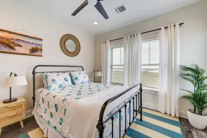 Luxury Beachfront Home for your enjoyment! - Image 5