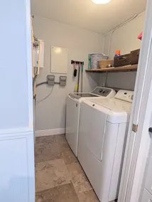 Opvarmet poolhus i Pinecraft-området tæt på centrum og strande. - Image 3