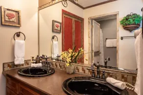 Waterfront studio w/private balcony & stunning views - Marina Cay Vista Aqua Studio - Image 2