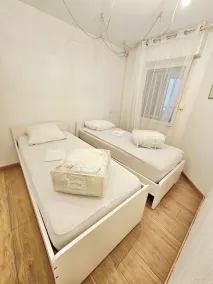 SETE apartment exceptional view 1st line beach 62 m2 6 pers + GARAGE - Image 5