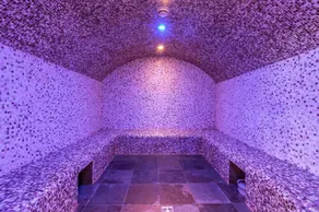 50m from ski slopes, 2nd floor, view ski slopes, fitness, swimming pool, sauna, hammam, balcony, tv - Image 3