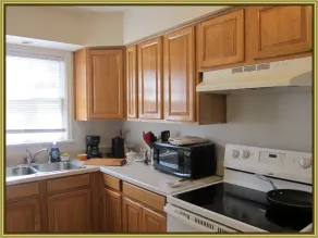 Dragons Roost a cheerful 2 bedroom home in Toledo - Image 4