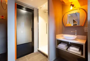 Suite avec Mezzanine! Endroit Super+Wi-Fi Gratuit | By LeaveTown - Image 5