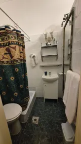 Imre Guest House - Image 3