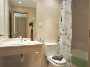 Appartement de luxe en bord de mer, à San Pedro / Puerto Banus, Marbella, Costa Del Sol - Image 2