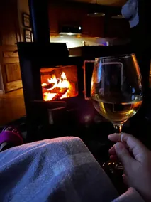 Large modern and comfortable cottage with private hot tub and wood stove. - Image 3