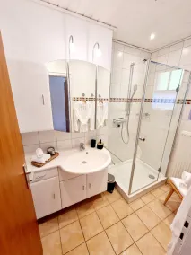 Herzlich willkommen im Tannenhäusle, Ihrem Rückzugsort mit Whirlpool und Sauna - Image 5