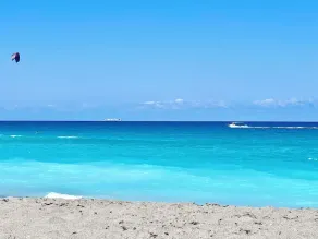 Poshpadz præsenterer Playa Blanca - Prime Jupiter Beach Placering - Image 2