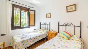 Casa di campagna alla periferia della città di Igualeja - Image 5