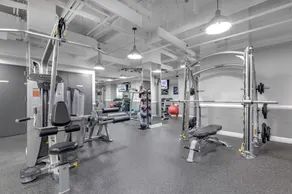 Hip Murray Hill 1BR w/ Elevator, Gym & Doorman, by Blueground - Image 3