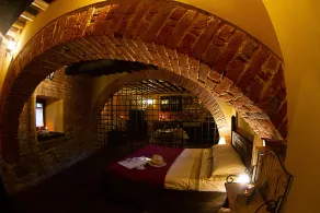 \"IL CARCERE\" Medieval Resort con piscina \"Maniero del Brunelleschi\" vicino Pisa - Image 4