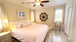Boaty McBeach House: A Short Walk to Beach, Waterfront Sunsets & Restaurants! - Image 3