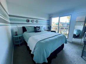 Oceanfront 2 bedroom Condo w/Stunning Views~Heated Pool/Hot Tub/Dock - Image 5