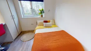 For Students Only - Accommodations at The Pad Egham 15 Min Walk to City Centre - Image 5