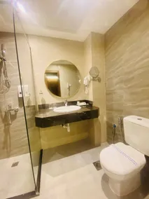 Superior Room Near Go Fresh Supermarket by E R - Image 3