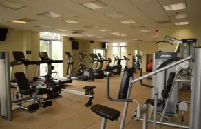 Beautiful gated condo with private beach access. - Image 2