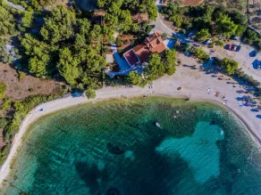 Deluxe Villa Sirena on the beach with Pool - Image 5