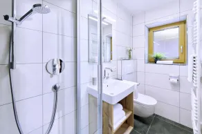 Untersberg, 1-4 Pers.,  50 m², 2 Schlafzimmer, 2x DU/WC, Wohnschlafraum, Küche, Bk - Image 2