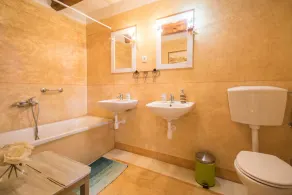 Secluded wonderful Villa, 50m2 pool, perfect for families and large groups - Image 4