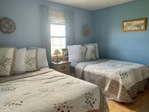 8 Ocean view cottages center of PEI. 2 bedrooms with 1 king and 2 doubles.  - Image 3