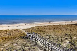 Enhanced Unit with Awesome View of Atlantic from Private Balcony by RedAwning - Image 4