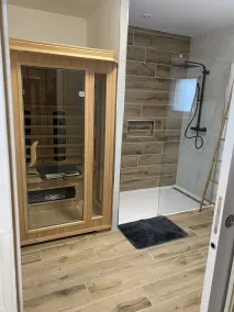 Normandy getaway with private sauna - Image 5