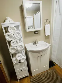 White Oak Cottage and Wi-Fi!! Celebrate the holidays in our country cottage! - Image 3