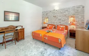 Cozy home in Ampela, Paros with WiFi - Image 3