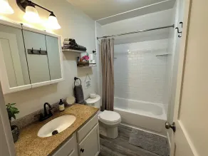 Linden Cottage - comfort, connection, convenience - Image 3