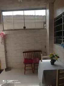 Family home - Image 5