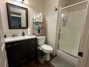 3 Dog Night (Vacation Rental) Private. 7 min to T.I.E.C - Image 2