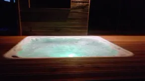 Prestigious cabin on stilts with private spa in the heart of nature - Image 2